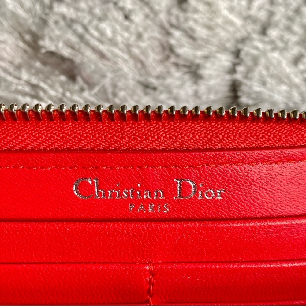 Christian Dior Voyageur Red Leather Wallet - Picture 10 of 11